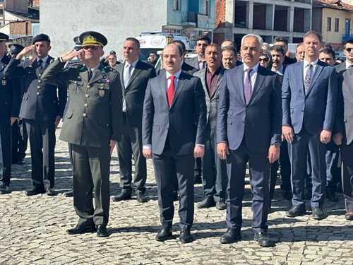  25 Mart Oltu’nun Kurtuluşunun 107. Yılında Çelenk Töreni Düzenlendi 